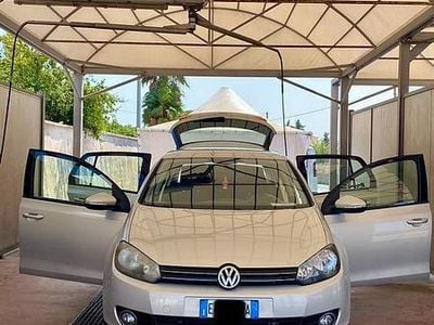 Usata VW Golf VI 102 CV (75 kW) 2011 Grigio Utilitaria
