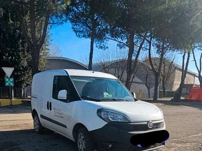 Usata Fiat Doblò 120 CV (88 kW) 2019 Bianco Monovolume