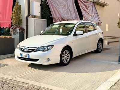 Usata Subaru Impreza 107 CV (78 kW) 2011 Bianco Berlina