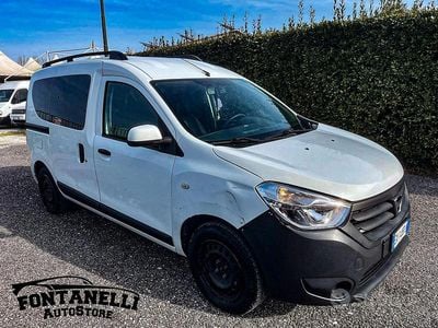 Usata Dacia Dokker Lauréate 90 CV (66 kW) 2014 Bianco Monovolume