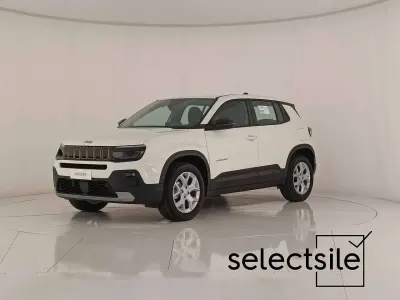 Nuova Jeep Avenger Altitude 101 CV (74 kW) 2025 Solid white SUV