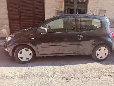 Usata Renault Twingo 75 CV (55 kW) 2014 Nero Utilitaria