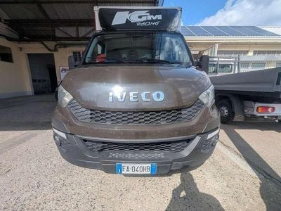Usata Iveco Daily 126 CV (92 kW) 2015 Furgone