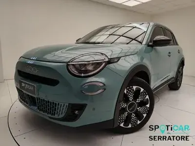 Usata Fiat 600 La Prima 110 CV (80 kW) 2025 Blu SUV