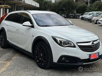 Usata Opel Insignia Sport 170 CV (125 kW) 2016 Bianco Station wagon