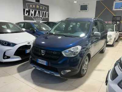 Usata Dacia Lodgy Stepway 116 CV (85 kW) 2019 Blu Monovolume