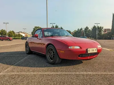 Usata Mazda MX5 90 CV (66 kW) 1997 Rosso Cabrio