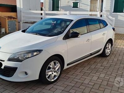 Usata Renault Mégane GrandTour 130 CV (95 kW) 2011 Bianco Station wagon