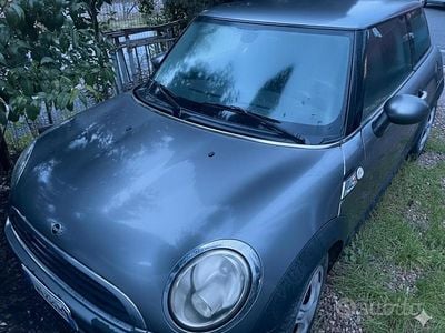 Usata Mini ONE 75 CV (55 kW) 2009 Grigio Utilitaria
