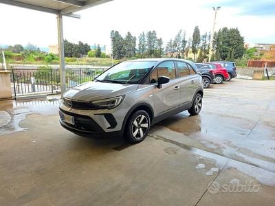 Usata Opel Crossland X Edition 120 CV (88 kW) 2021 Grigio SUV