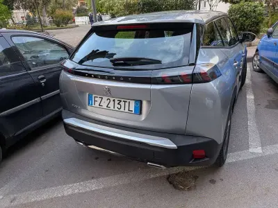 Usata Peugeot 2008 Allure 131 CV (96 kW) 2020 SUV
