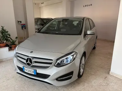 Begagnad Mercedes B200