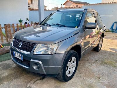 usata Suzuki Grand Vitara 1.9DDis 3porte