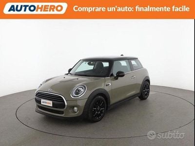 Usata Mini Cooper D 115 CV (84 kW) 2019 Grigio Utilitaria
