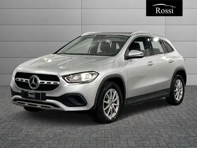 Usata Mercedes GLA180 Business 116 CV (85 kW) 2021 Nero SUV