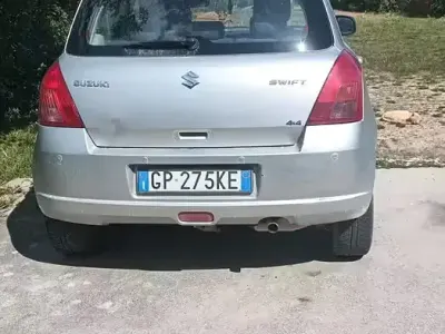 Usata Suzuki Swift 92 CV (67 kW) 2007 Grigio Utilitaria