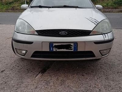 Usata Ford Focus 101 CV (74 kW) 2004 Grigio Berlina