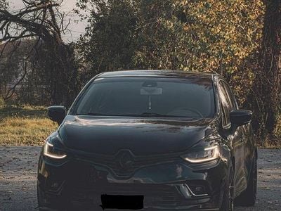 Usata Renault Clio IV Intens 75 CV (55 kW) 2017 Nero Utilitaria