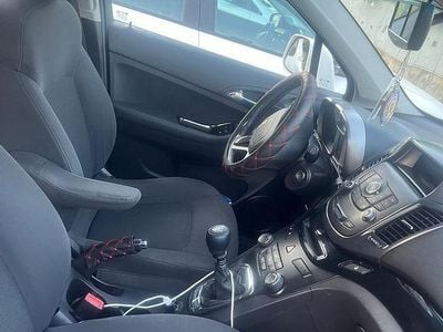 Usata Chevrolet Camaro 405 CV (297 kW) 2011 Bianco Berlina