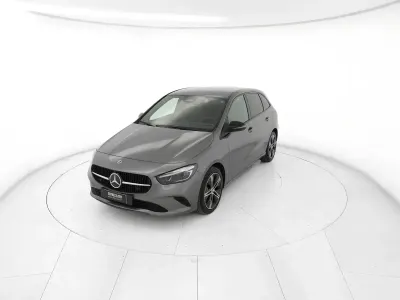 Usata Mercedes B250 Advanced 218 CV (160 kW) 2025 Grigio montagna Utilitaria