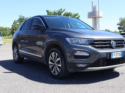 Usata VW T-Roc Style 150 CV (110 kW) 2019 Grigio SUV
