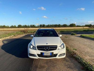 Usata Mercedes C200 Elegance 136 CV (100 kW) 2013 Bianco Station wagon