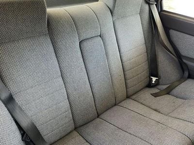 Usata Alfa Romeo 75 120 CV (88 kW) 1987 Grigio(met.) Berlina