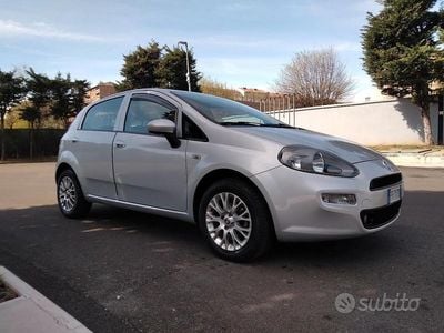 Usata Fiat Grande Punto 2016 Grigio Utilitaria