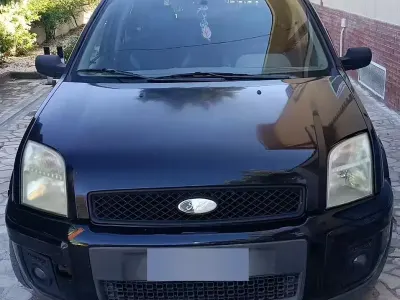 Usata Ford Fusion 68 CV (50 kW) 2003 Nero Utilitaria