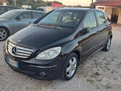 usata Mercedes B180 B 180CDI Chrome