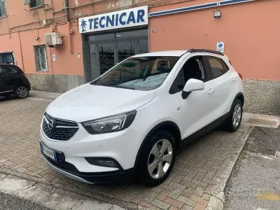 Usata Opel Mokka X Business 136 CV (100 kW) 2017 Bluazzurro SUV