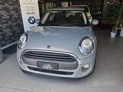 Usata Mini Cooper D 95 CV (69 kW) 2018 Grigio Utilitaria