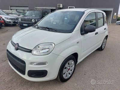 Usata Fiat Panda Easy 69 CV (50 kW) 2014 Bianco Utilitaria