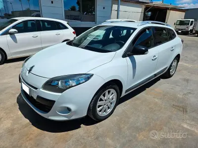 Usata Renault Mégane GrandTour 130 CV (95 kW) 2011 Bianco Station wagon