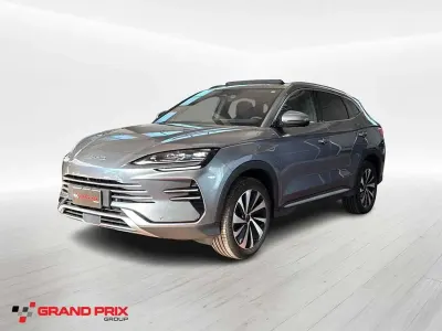Usata BYD Seal U Boost 218 CV (160 kW) 2025 Grigio SUV
