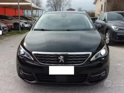 Usata Peugeot 308 Allure 120 CV (88 kW) 2018 Nero Station wagon