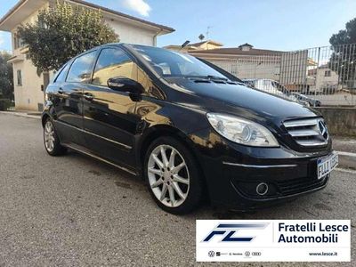 Usata Mercedes B200 140 CV (102 kW) 2007 Nero Monovolume