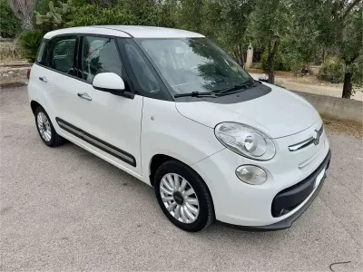 Usata Fiat 500L Pop Star 84 CV (61 kW) 2015 Bianco Monovolume