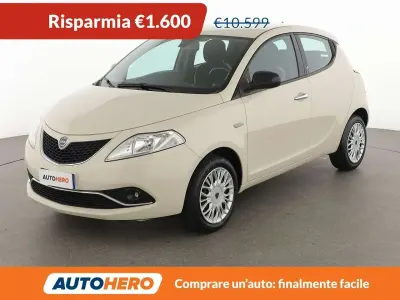 Usata Lancia Ypsilon Gold 69 CV (50 kW) 2017 Bianco Utilitaria