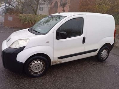 Usata Peugeot Bipper 109 CV (80 kW) 2010 Bianco Monovolume