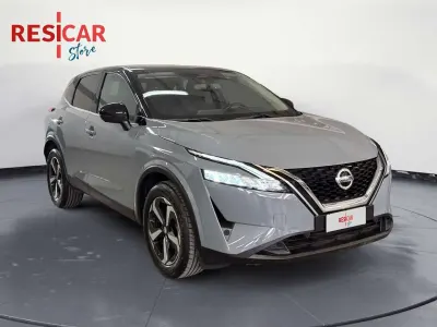 Usata Nissan Qashqai N-Connecta 140 CV (102 kW) 2021 Ceramic grey SUV
