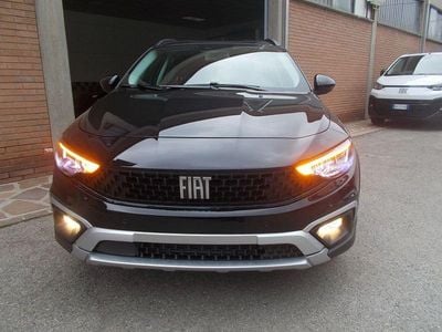 Nuova Fiat Tipo Cross 131 CV (96 kW) 2025 Nero Utilitaria