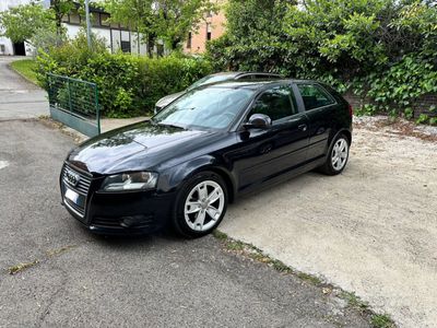 usata Audi A3 1.6 105cv 3p Euro 5 Ambition