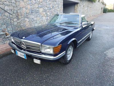Usata Mercedes SL380 204 CV (150 kW) 1985 Blu/azzurro Cabrio