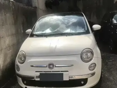 Usata Fiat 500 Lounge 69 CV (50 kW) 2011 Bianco Berlina