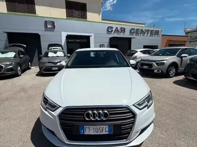 Usata Audi A3 Business 116 CV (85 kW) 2018 Bianco Berlina