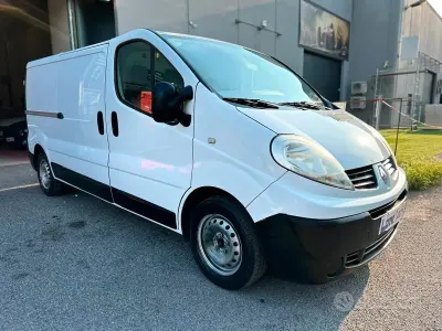 Usata Renault Trafic 115 CV (84 kW) 2013 Bianco Monovolume