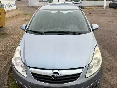 Usata Opel Corsa 54 CV (39 kW) 2008 Utilitaria