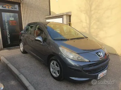 Usata Peugeot 207 Business-Line 68 CV (50 kW) 2010 Grigio Berlina