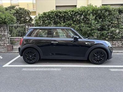 Begagnad Mini One D Business 95 HK (69 kW) 2016 Svart Halvkombi